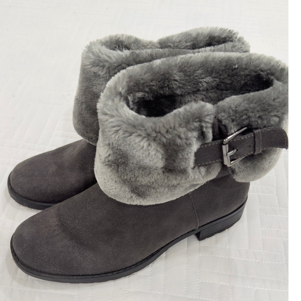 G.H. Bass Women Gray Suede Faux Fur Trim Mid Calf Winter Boots Buckle Detail‎